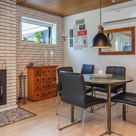5 Person In Vaeggerlose-by Traum Vakantiehuis Bøtø By